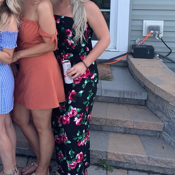 Floral strapless jumpsuit - Picture 2 of 2